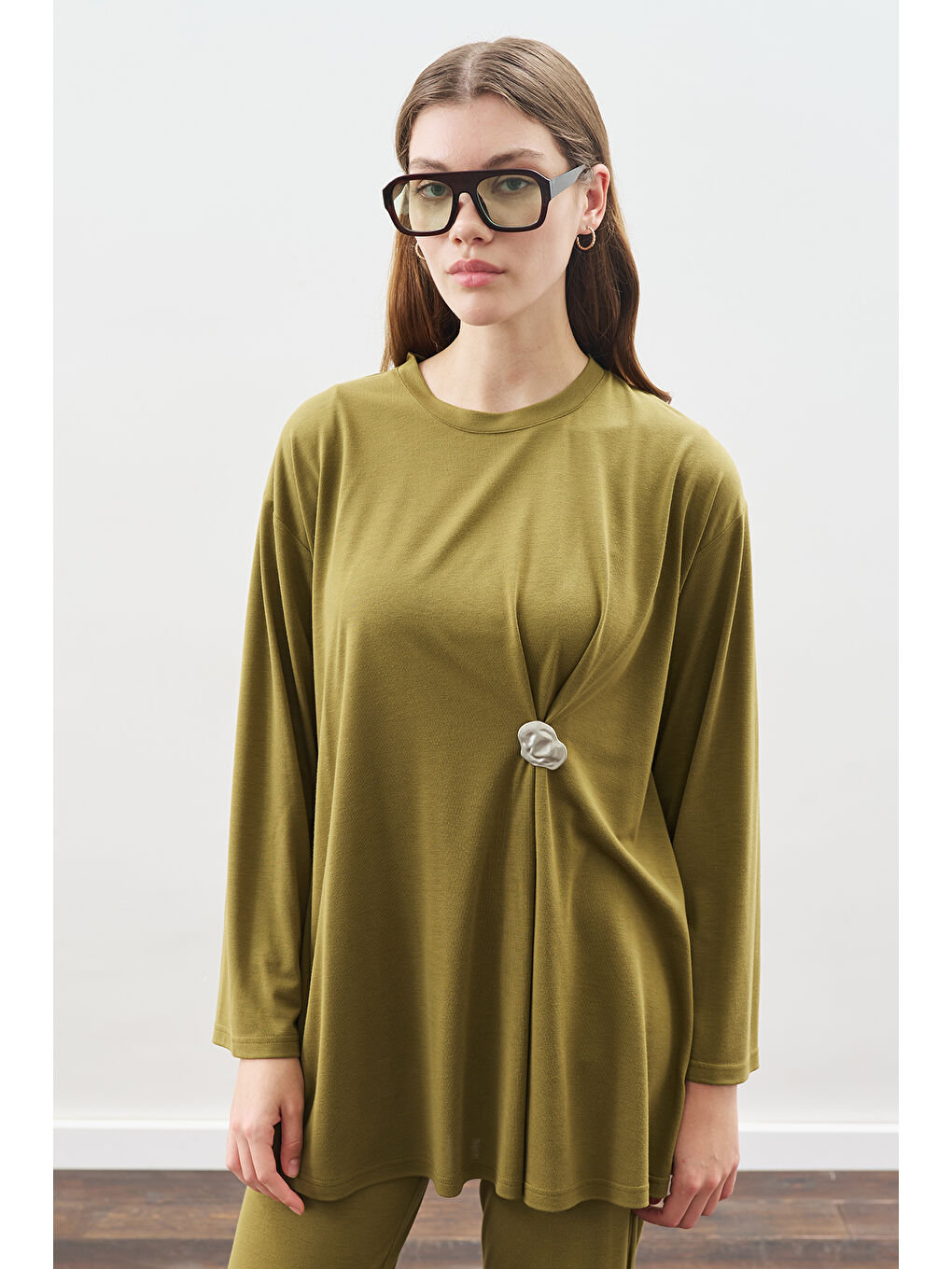 Düğüm Tasarımlı Pantolonlu Takım Yeşil-2