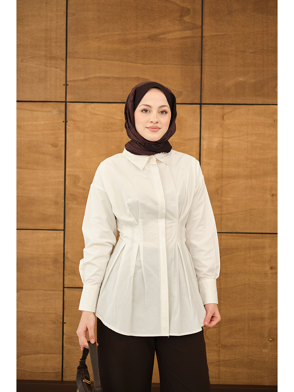 Kadın Beli Pile Detay Gizli Düğmeli Gömlek Beyaz-2