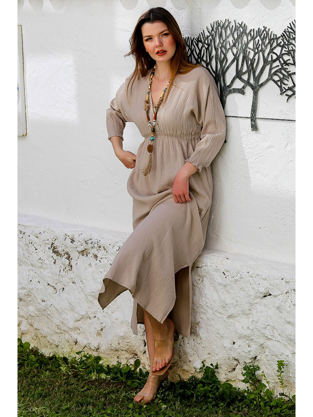 Bej Kruvaze Yaka 3/4 Kol Yıkamalı Yırtmaçlı Casual Müslin Uzun Dokuma Elbise 130 60-1