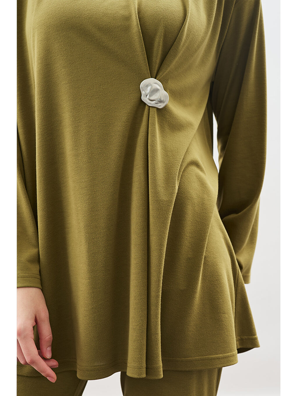 Düğüm Tasarımlı Pantolonlu Takım Yeşil-3