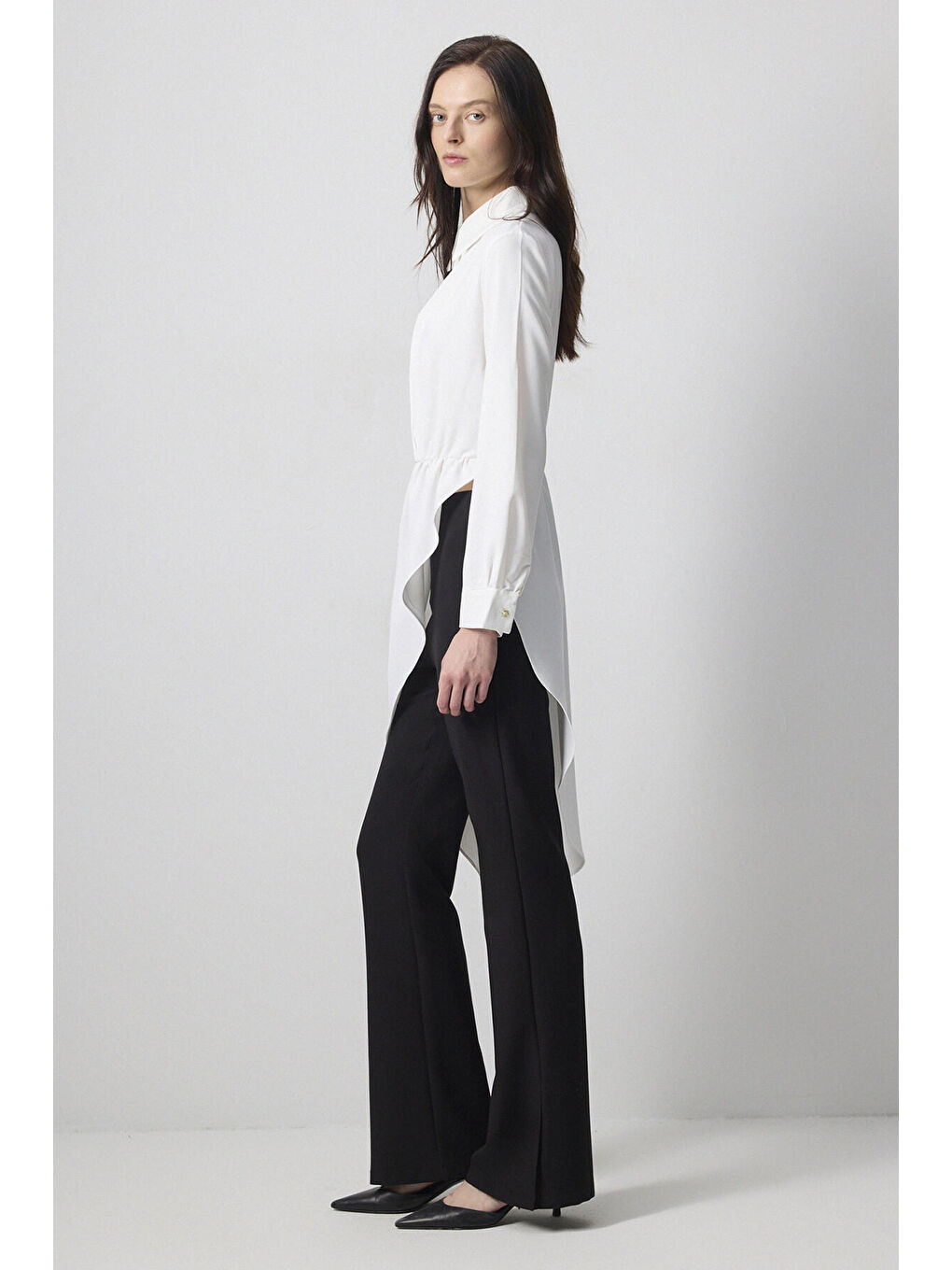 Beyaz Asimetrik Gömlek Yaka Tunik-2