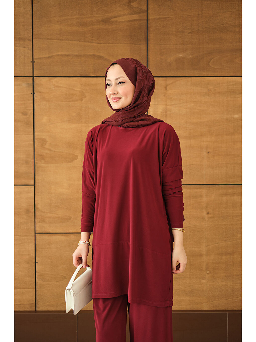 Kadın Dikiş Detay Yırtmaçlı Takım Bordo-1