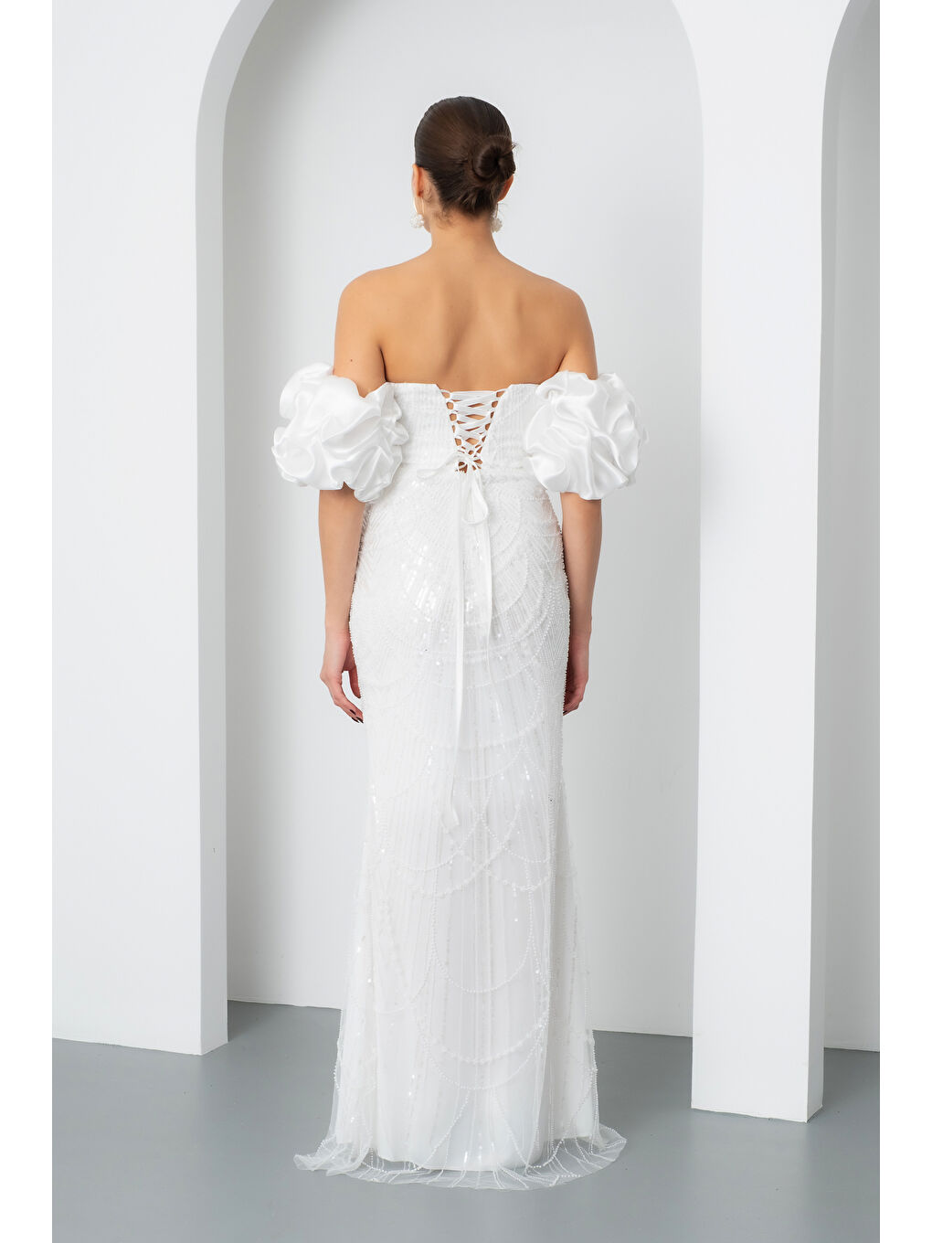 Kadın Beyaz Kol Detay Boncuklu Uzun Abiye Elbise-5