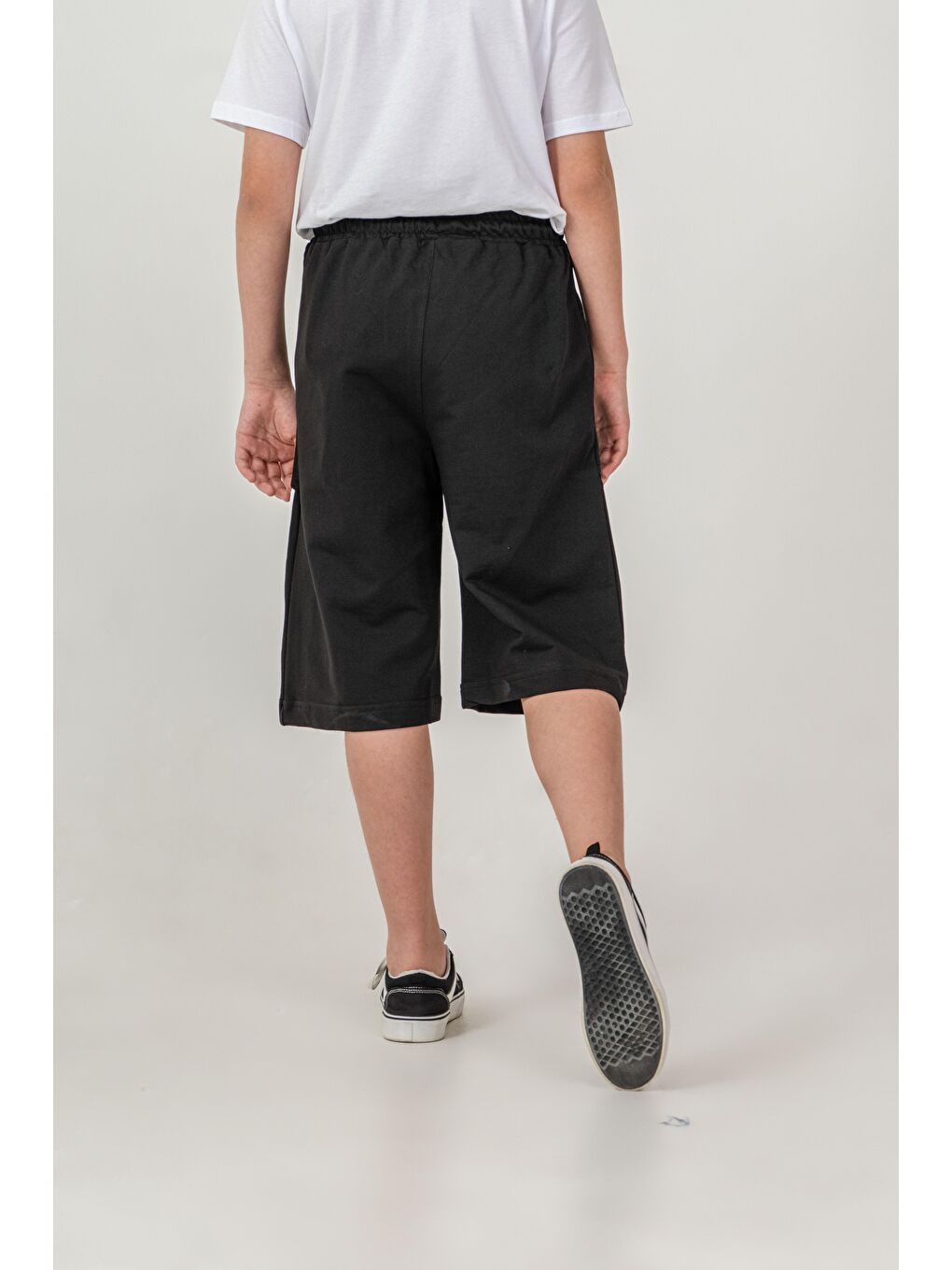 Siyah Boston Nyc Baskılı Yanları Şeritli Erkek Çocuk Şort-6