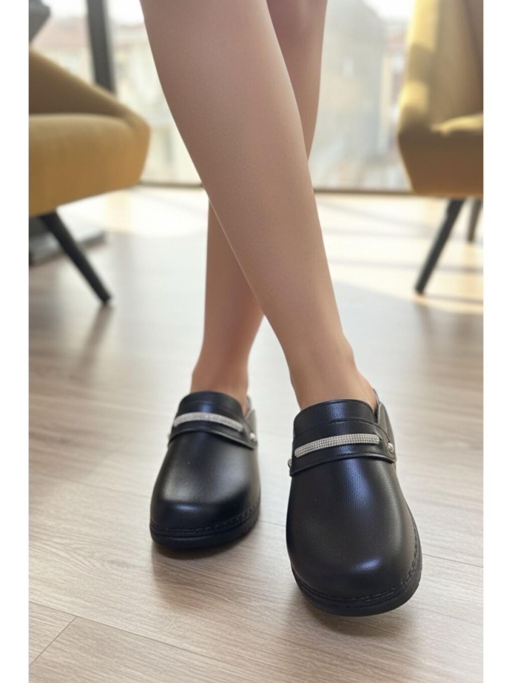 Siyah Prl 3103 Taşlı Ortopedik Yumuşak Hafif Taban Günlük Anne Kadın Terlik-2