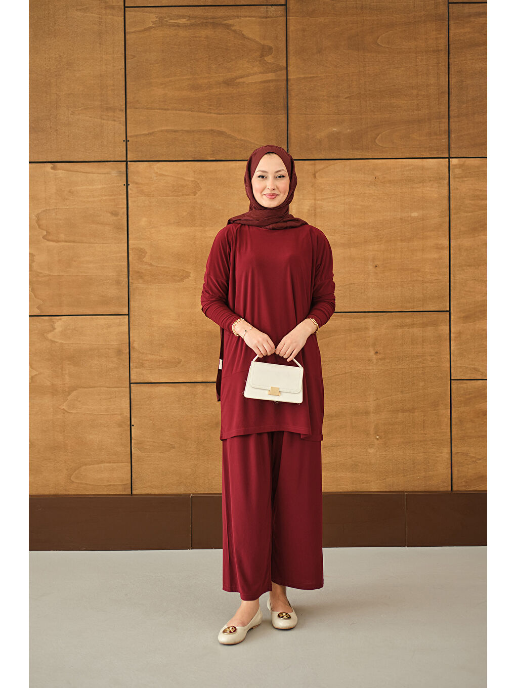 Kadın Dikiş Detay Yırtmaçlı Takım Bordo-2