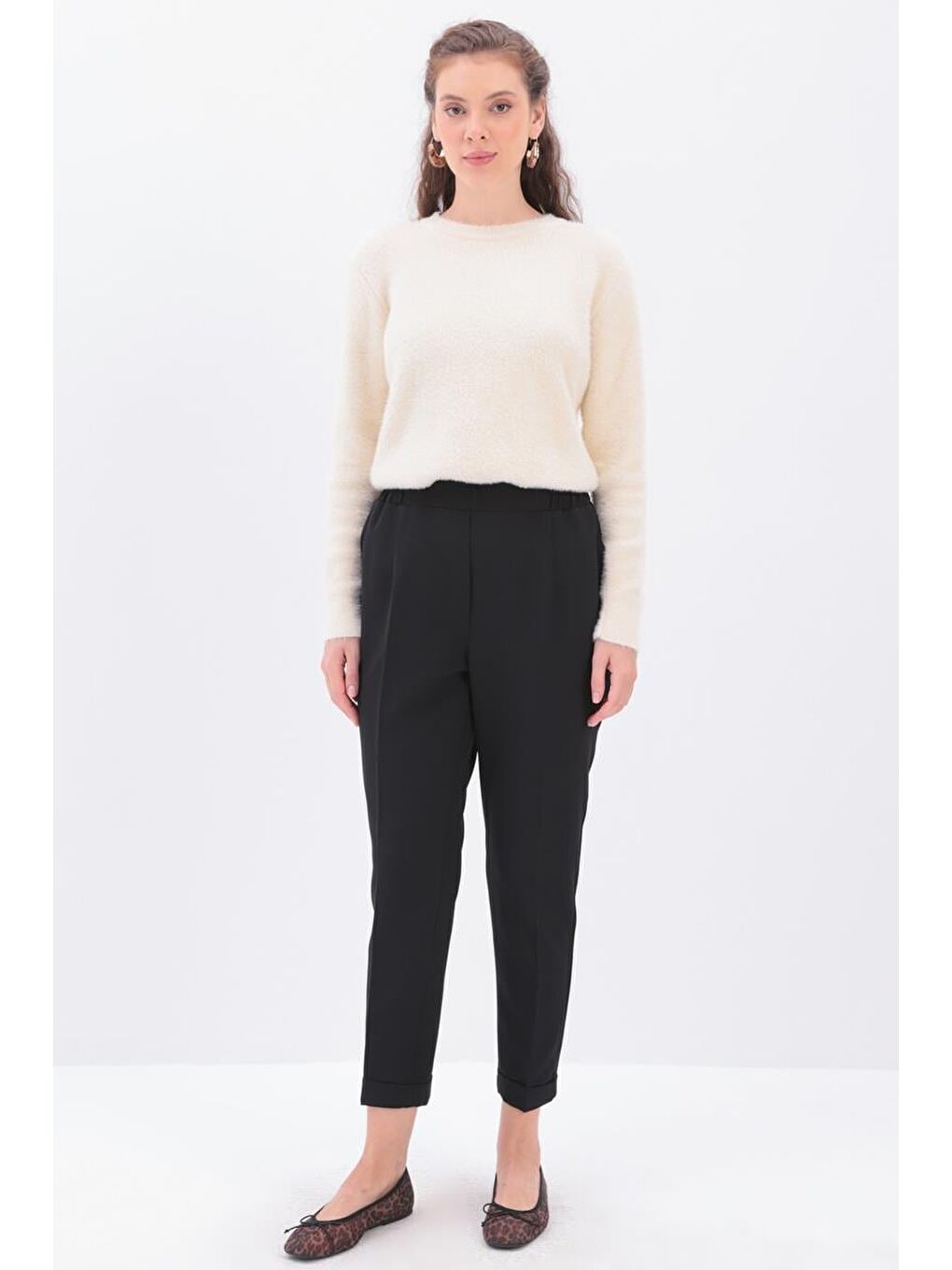 Siyah-Beli Lastikli Havuc Pantolon-1