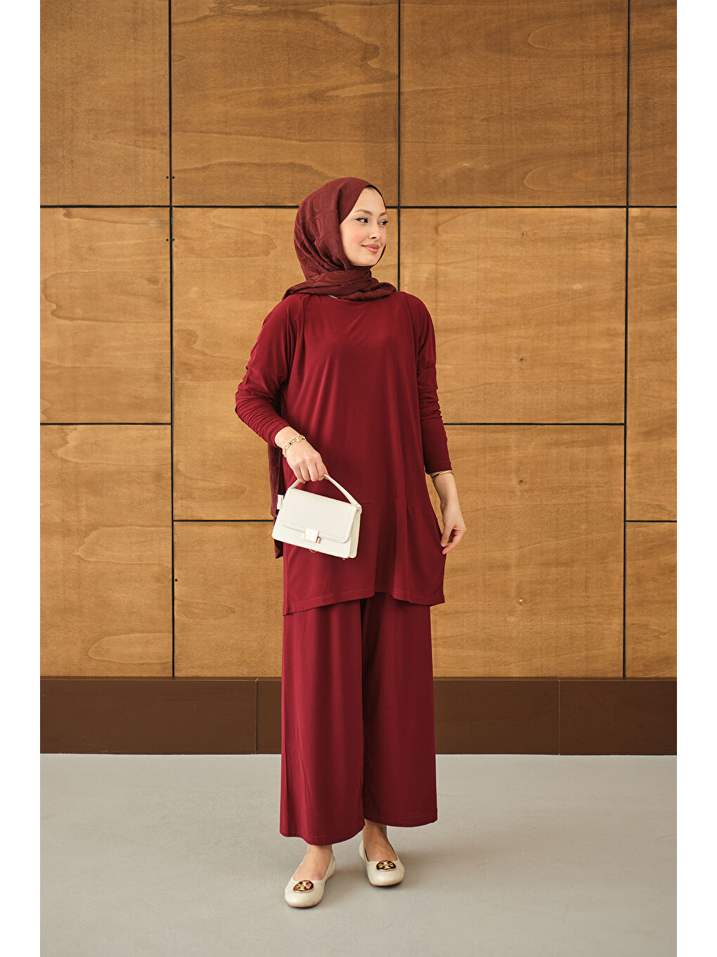 Kadın Dikiş Detay Yırtmaçlı Takım Bordo-4