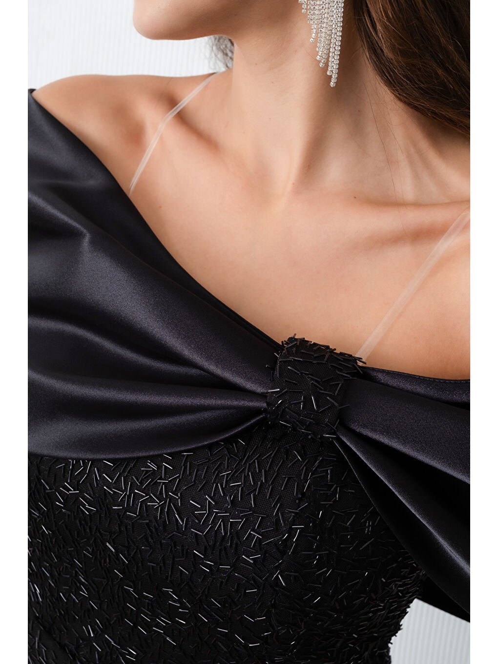 Kadın Siyah Yaka Detay Boncuklu Midi Söz Nişan Abiye Elbise-4