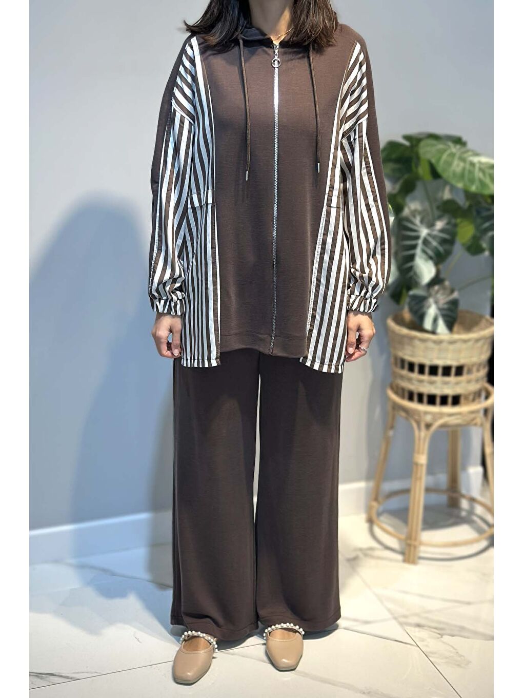 Şerit Detay Pantolonlu Takım 70081 Kahverengi