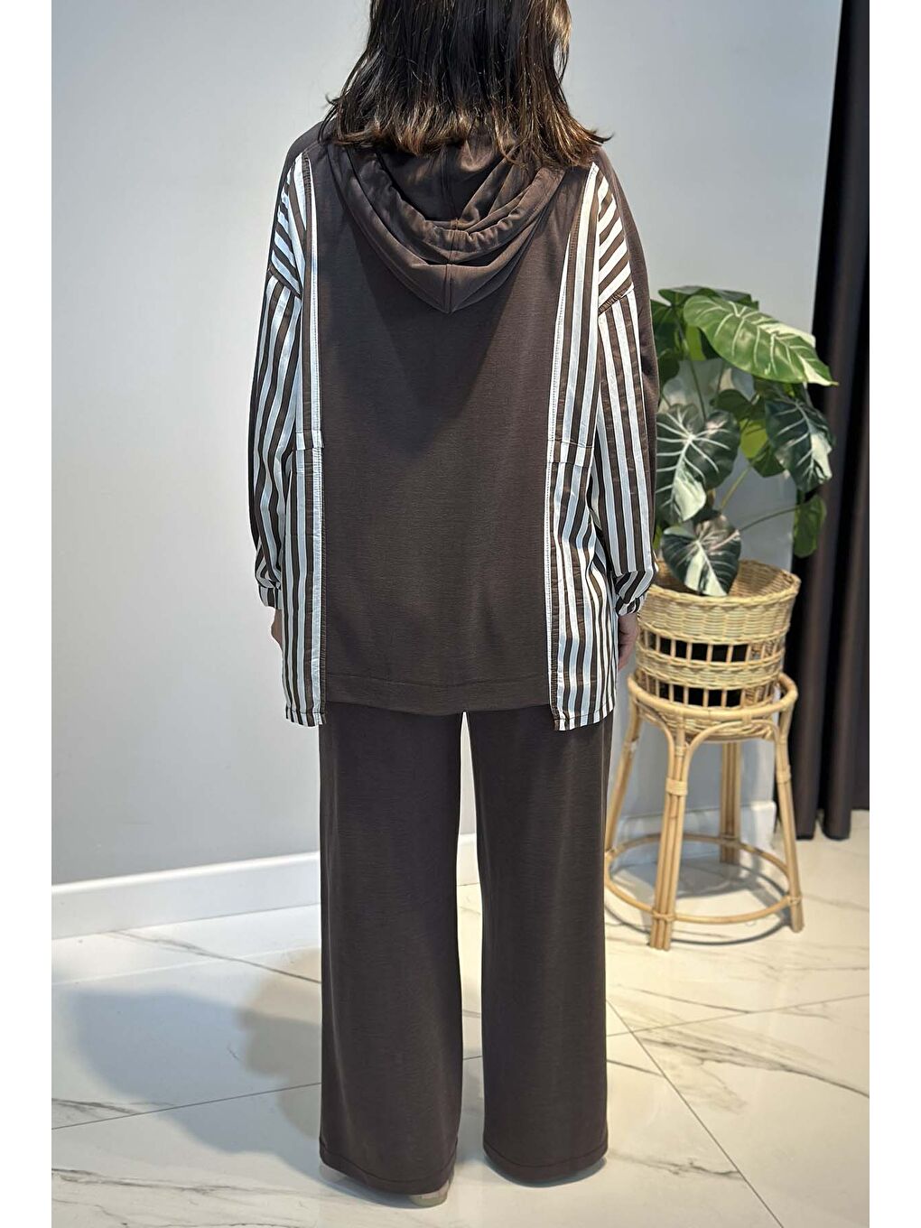 Şerit Detay Pantolonlu Takım 70081 Kahverengi-2