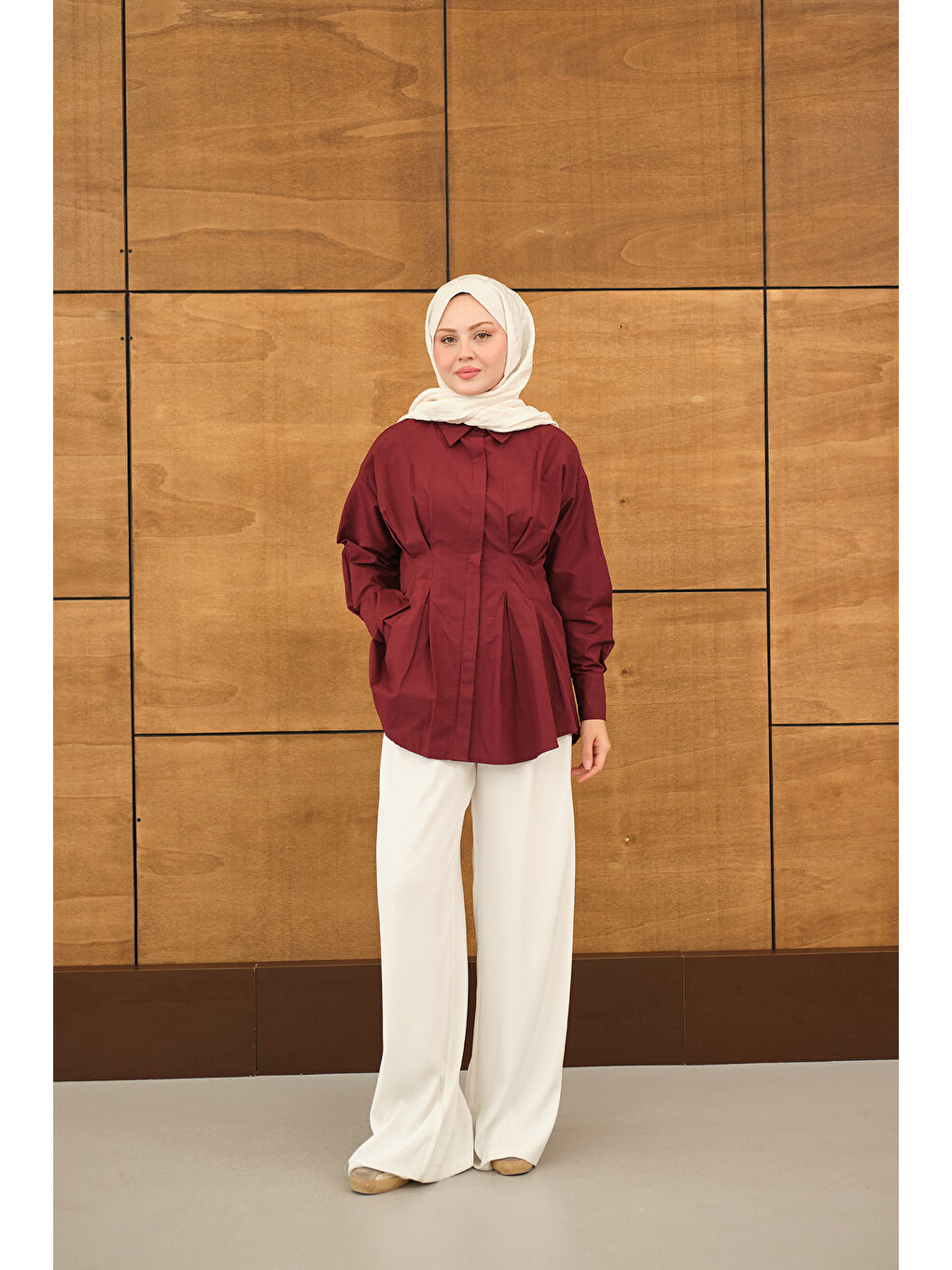 Kadın Beli Pile Detay Gizli Düğmeli Gömlek Bordo-3