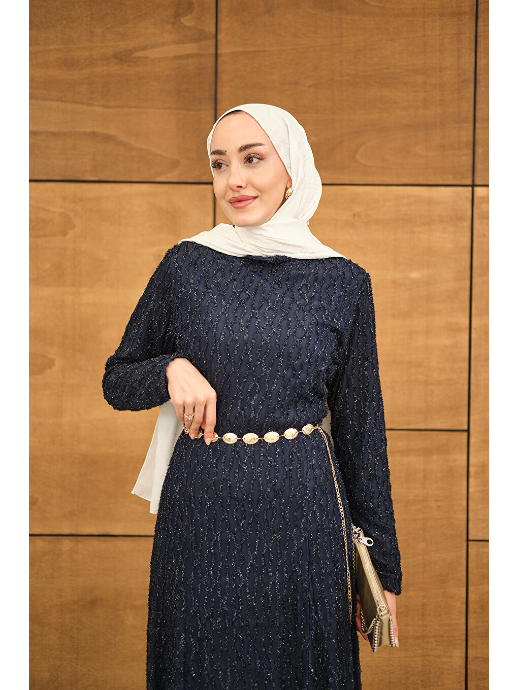 Kadın Sim Detay Kendinden Desenli Gold Kemerli Elbise Lacivert-1