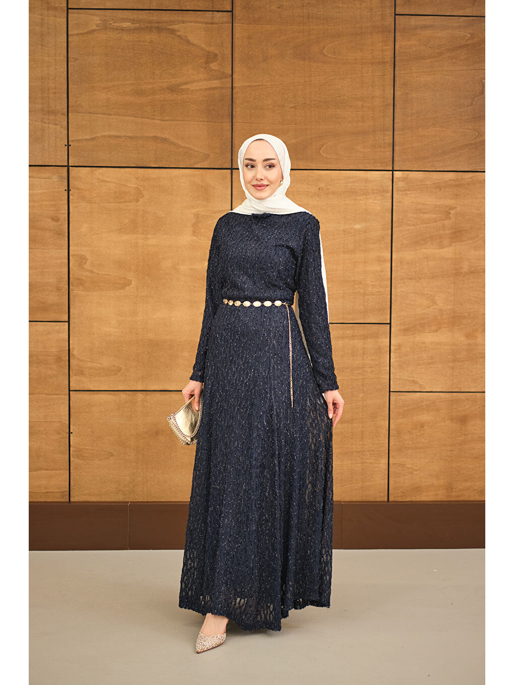 Kadın Sim Detay Kendinden Desenli Gold Kemerli Elbise Lacivert-3