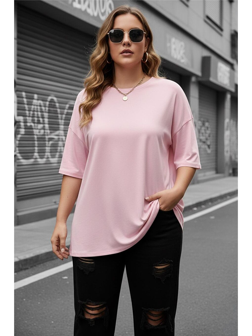Pembe Mily Kadın Büyük Beden Battal Basic Bisiklet Yaka Pamuklu T-Shirt Rahat Kesim Unisex Sevgili Kombini