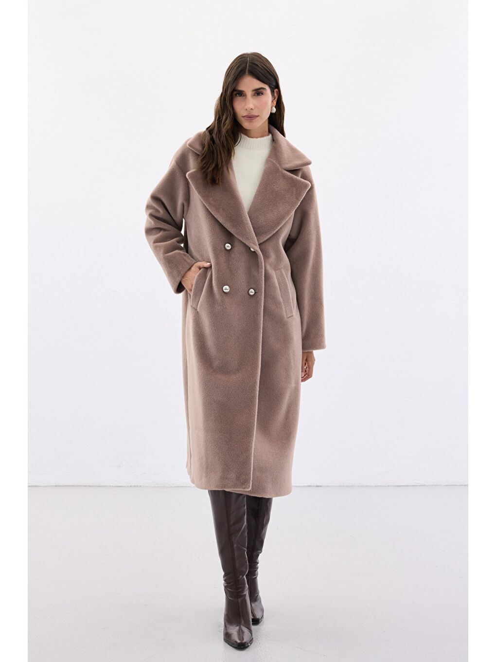 Bej Düğme Detaylı Uzun Kaban - Vizon-2