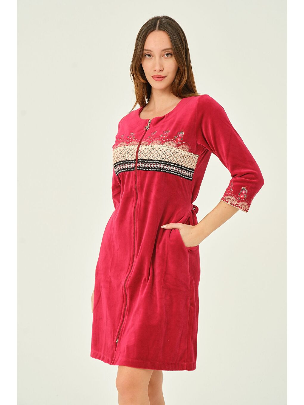 Fuşya Pembe Dantel Ve Nakış Detaylı Fermuarlı Cepli Kadife Elbise-3