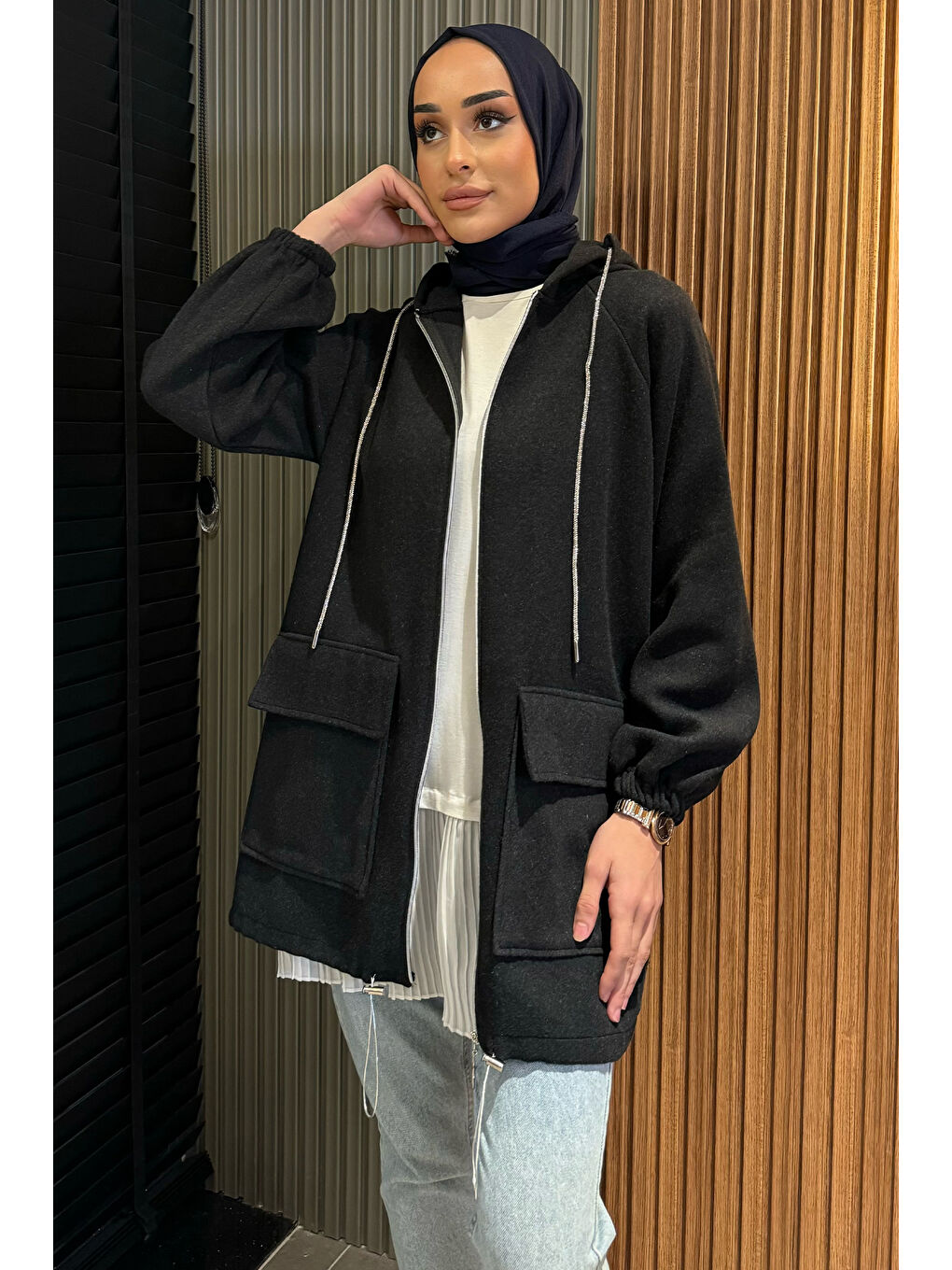 Antrasit Fermuarlı Kapüşonlu Tesettür Kaşe Ceket-3
