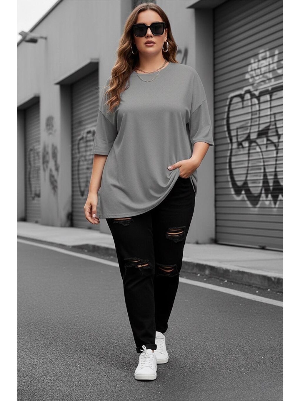 Gri Mily Kadın Büyük Beden Battal Basic Bisiklet Yaka Pamuklu T-Shirt Rahat Kesim Unisex Sevgili Kombini-1