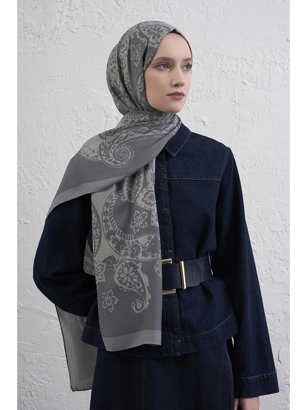 Gri İpek Etro Şal 32-1