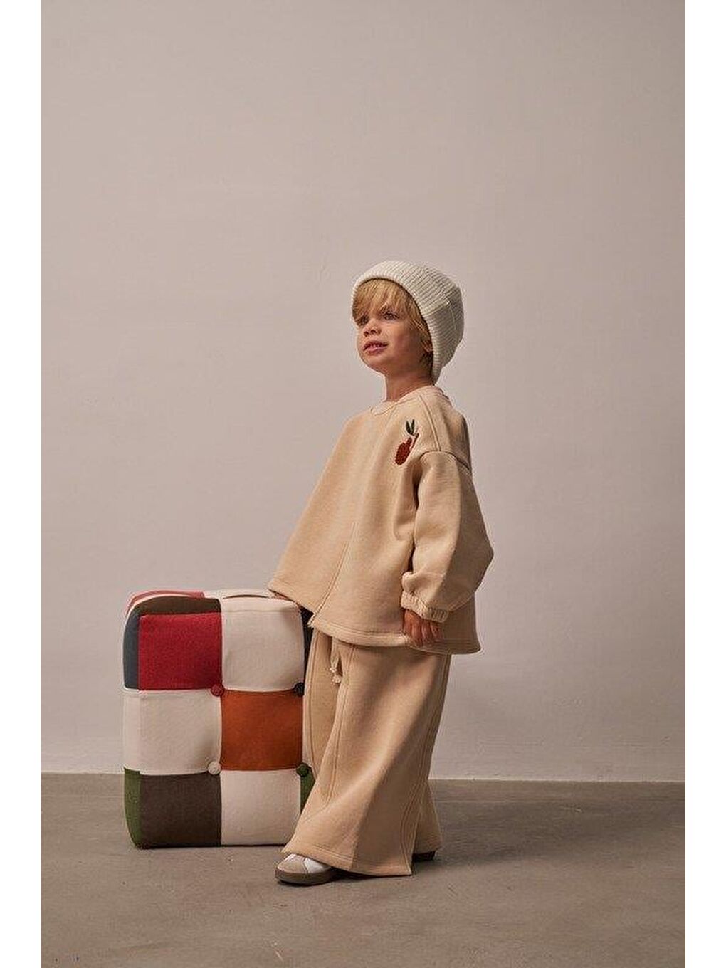 Bej Omuz Nakışlı Asimetrik Detaylı Alt Üst Takım-1