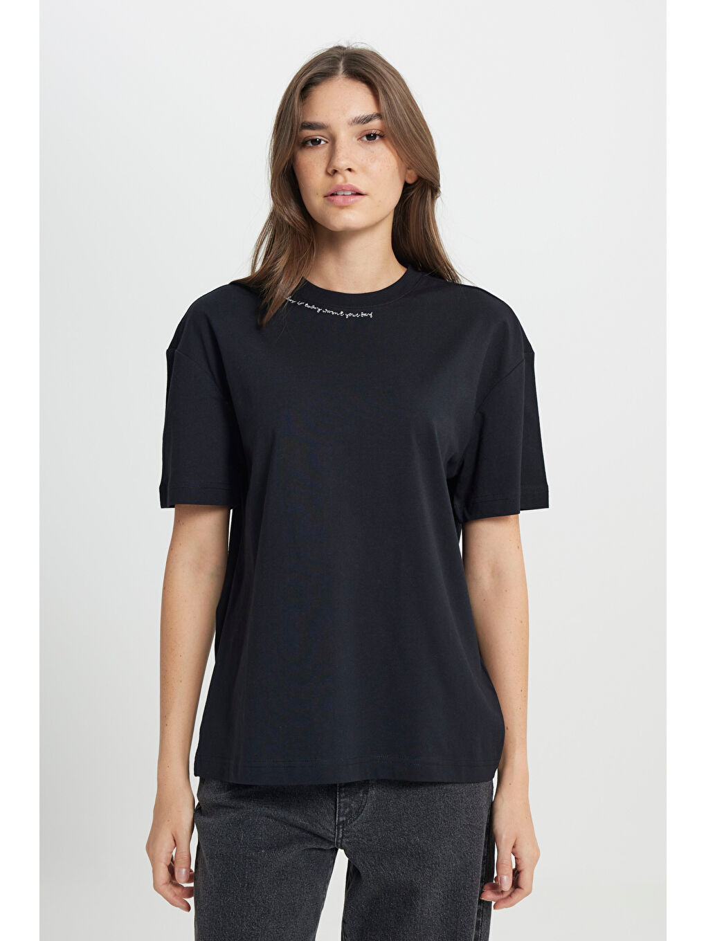 Loose Fit Rahat Kesim Bisiklet Yaka %100 Pamuk Siyah Tişört-6