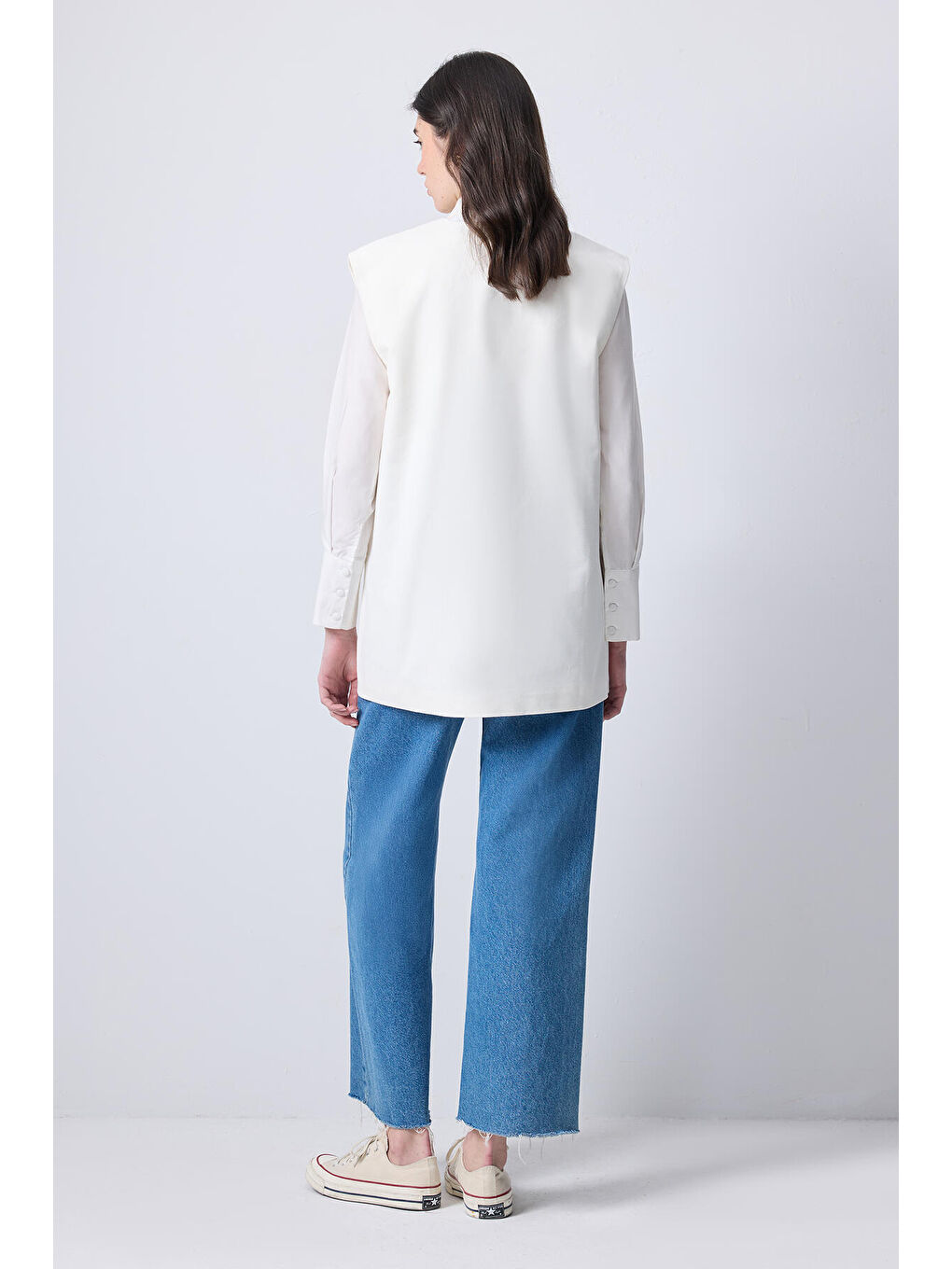 Ekru Düğme Detaylı Gabardin Yelek-3