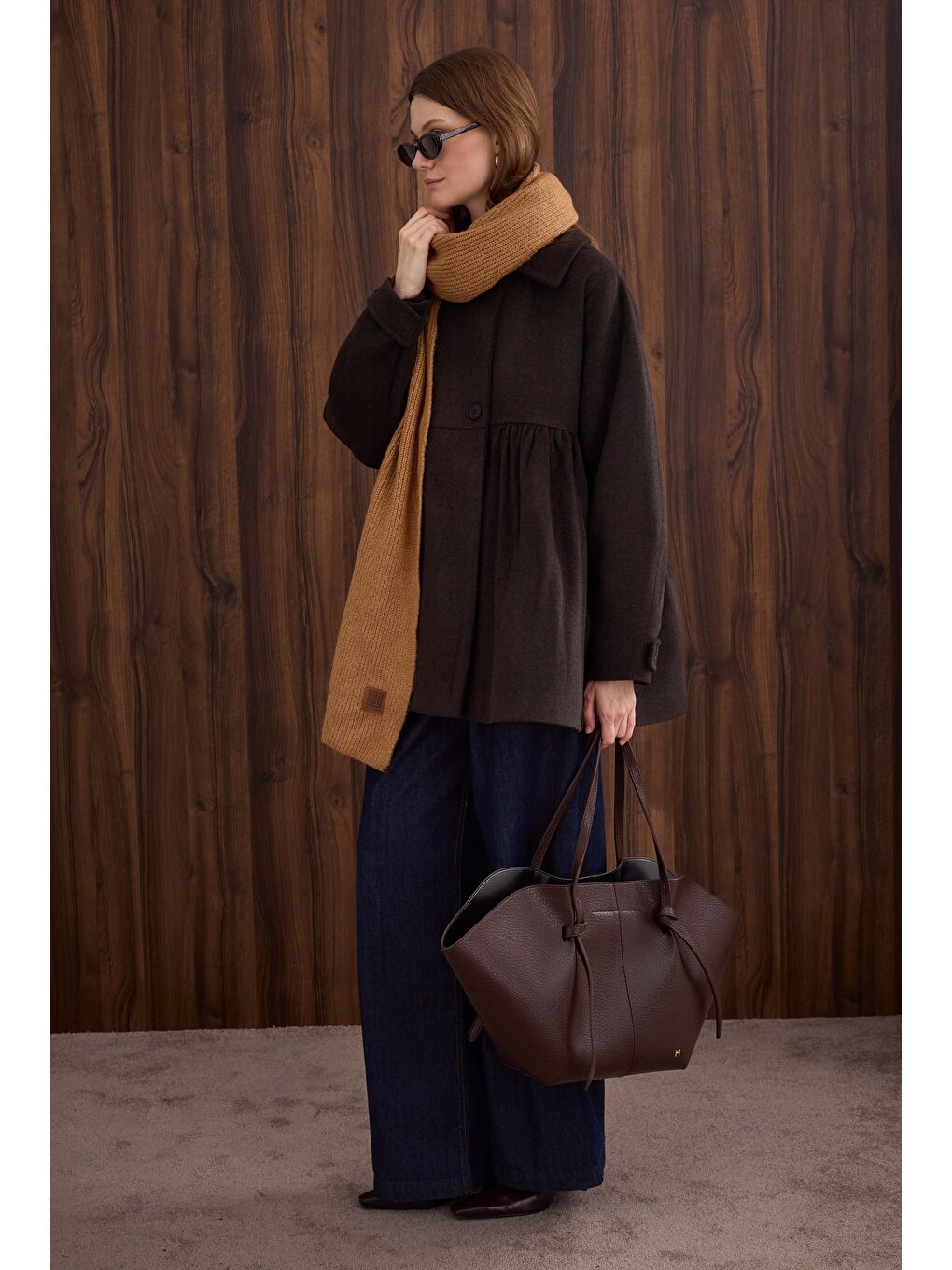 Kahverengi Büzgü Detaylı Kaban Kahve-1