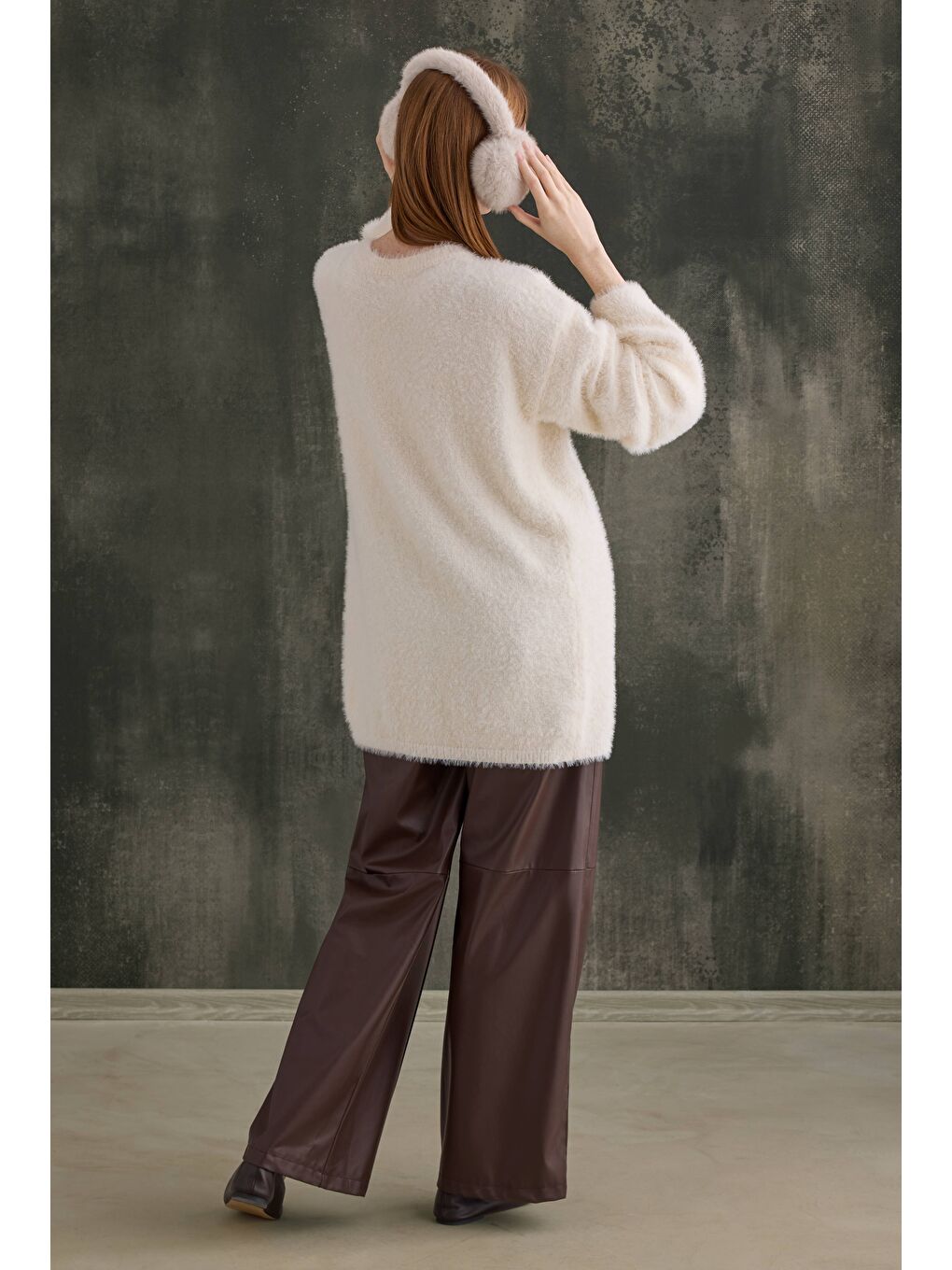 Bej Yumuşak Tüylü Kazak Açık Vanilya-3