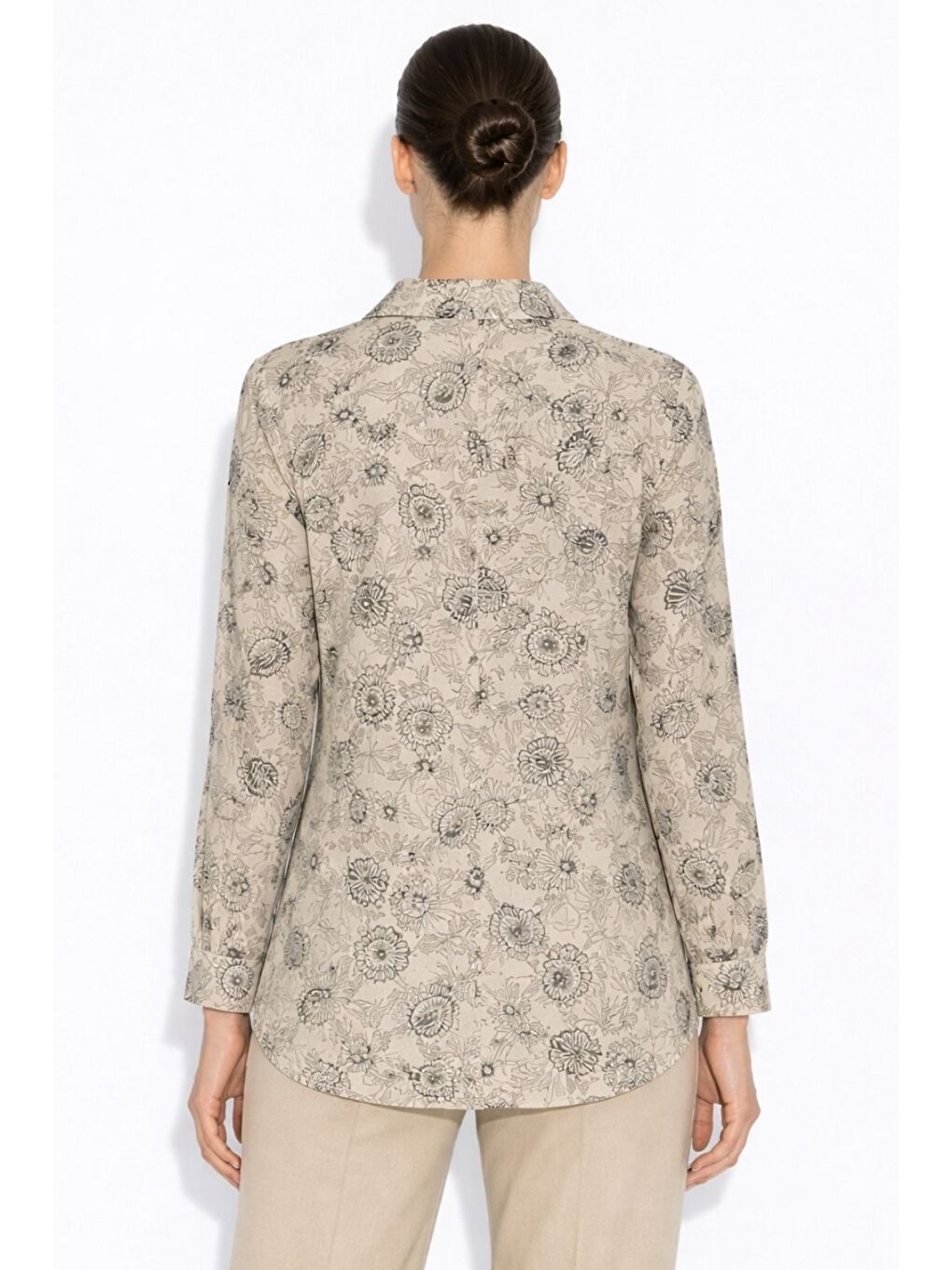 Siyah Çiçek Desenli Keten Katışımlı Ekru Tunik-1