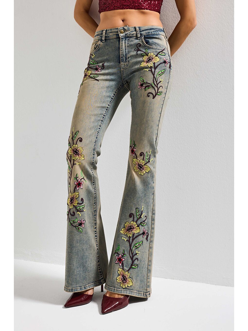 Mavi Kadın T.Kot Rengi 4s6-91 Midrise Flare Fit Özel Nakış Desenli Elastan Kumaş Denim Jean-1