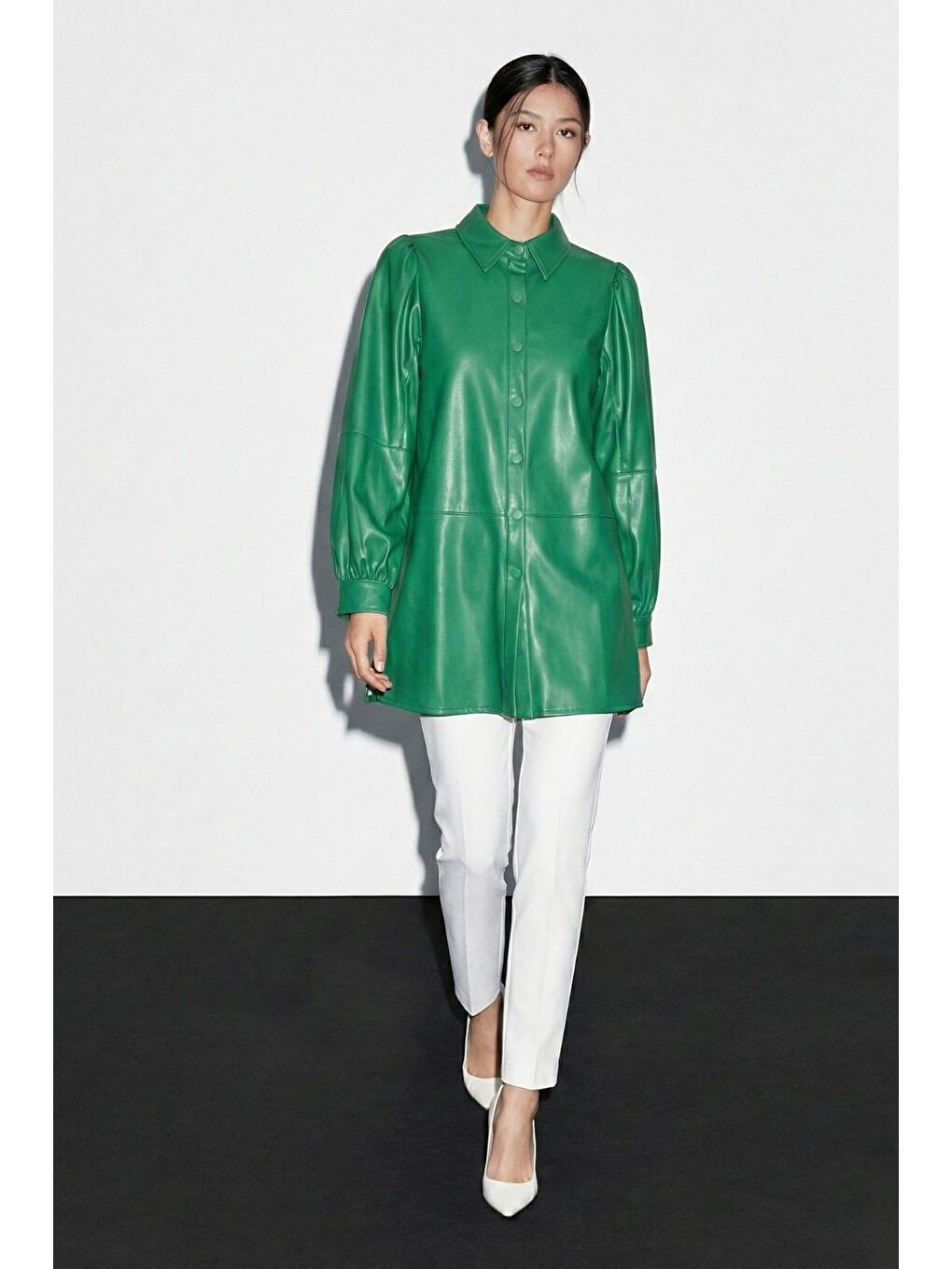 Çıt çıtlı Deri Görünümlü Yeşil Gömlek-3