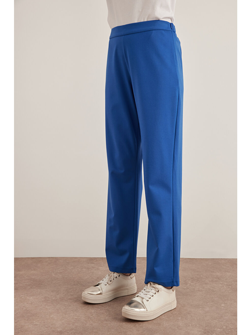 Mavi Rahat Kesim Pantolon-1