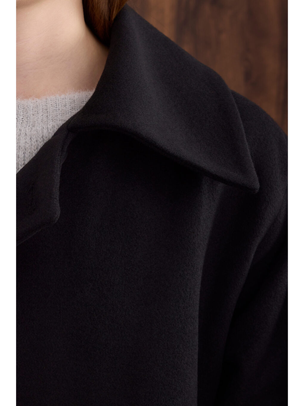 Büzgü Detaylı Kaban Siyah-4