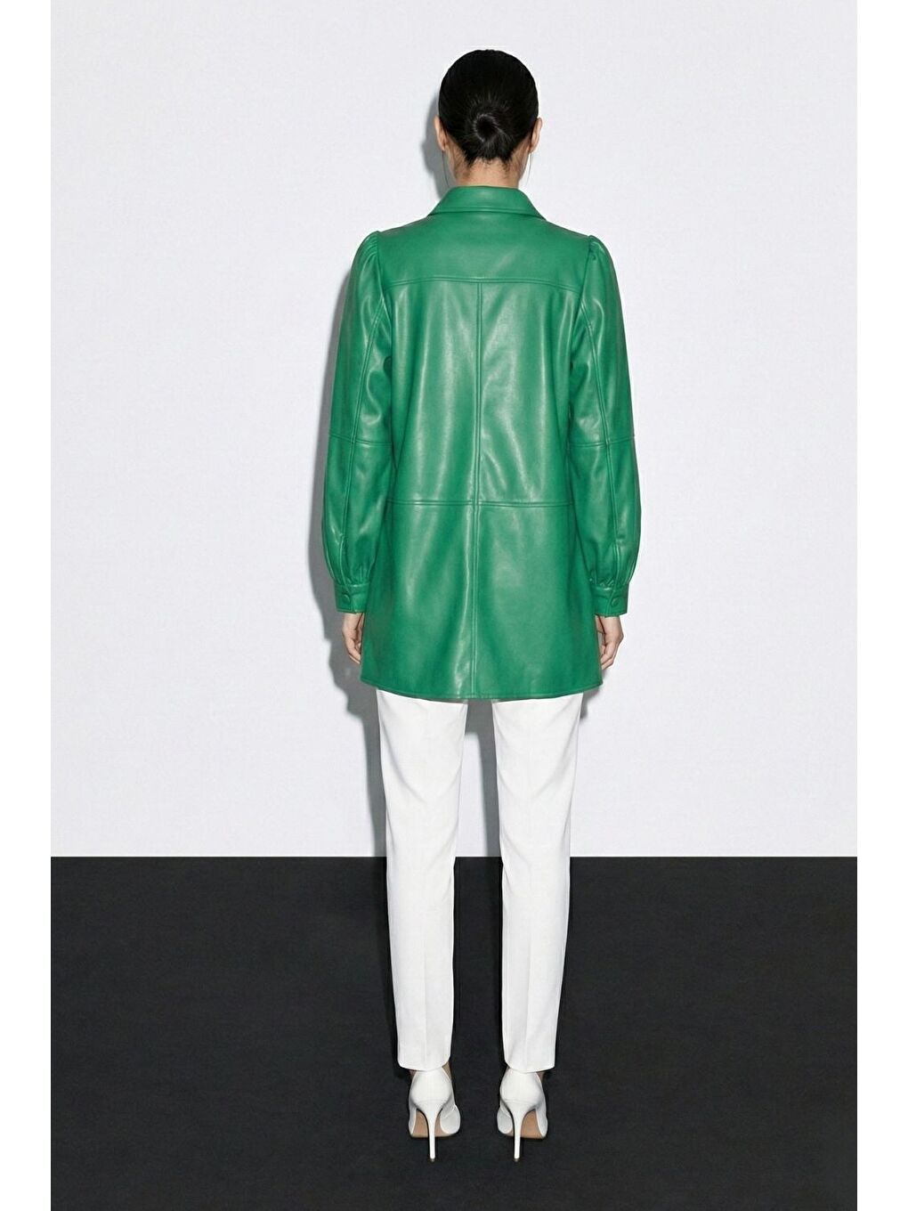 Çıt çıtlı Deri Görünümlü Yeşil Gömlek-5