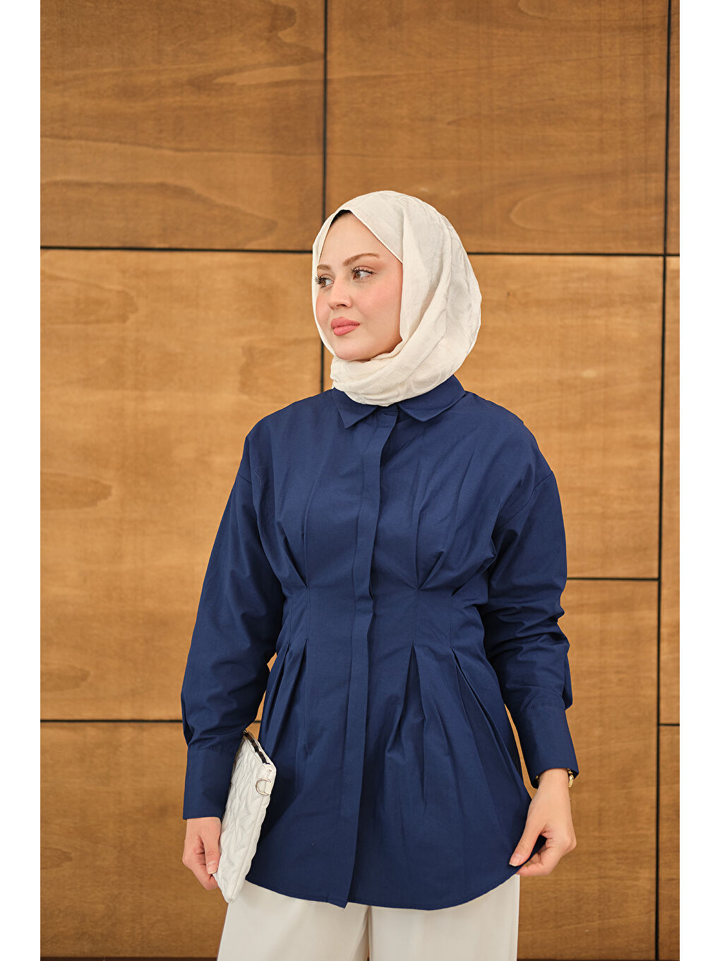 Kadın Beli Pile Detay Gizli Düğmeli Gömlek Lacivert-3