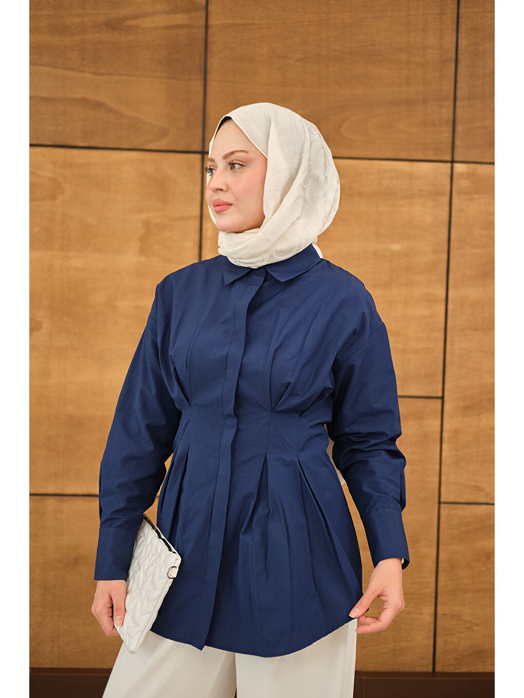 Kadın Beli Pile Detay Gizli Düğmeli Gömlek Lacivert-4