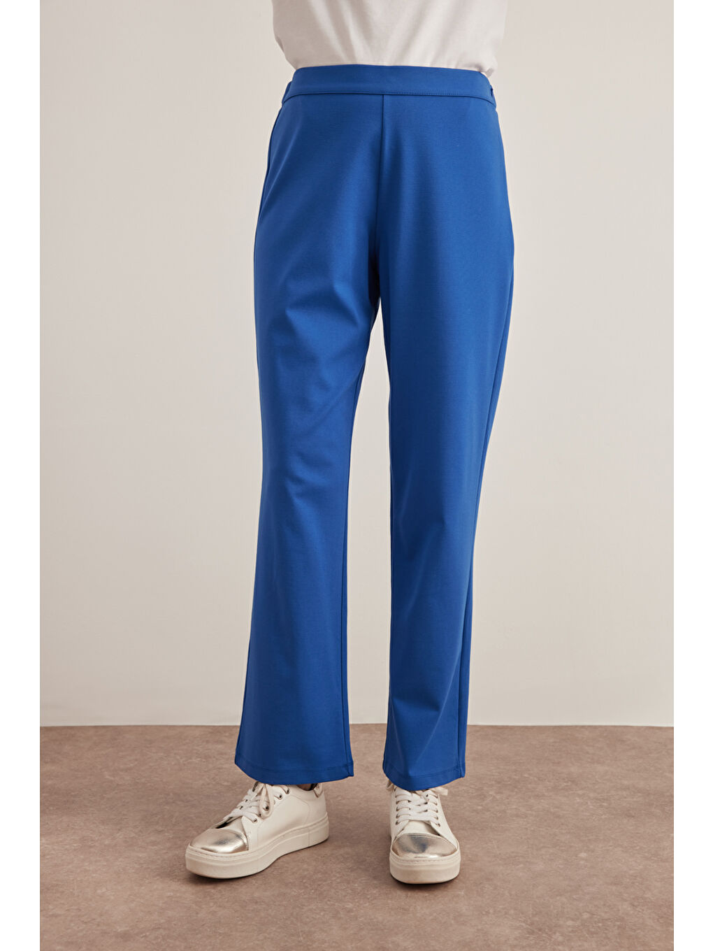 Mavi Rahat Kesim Pantolon-4