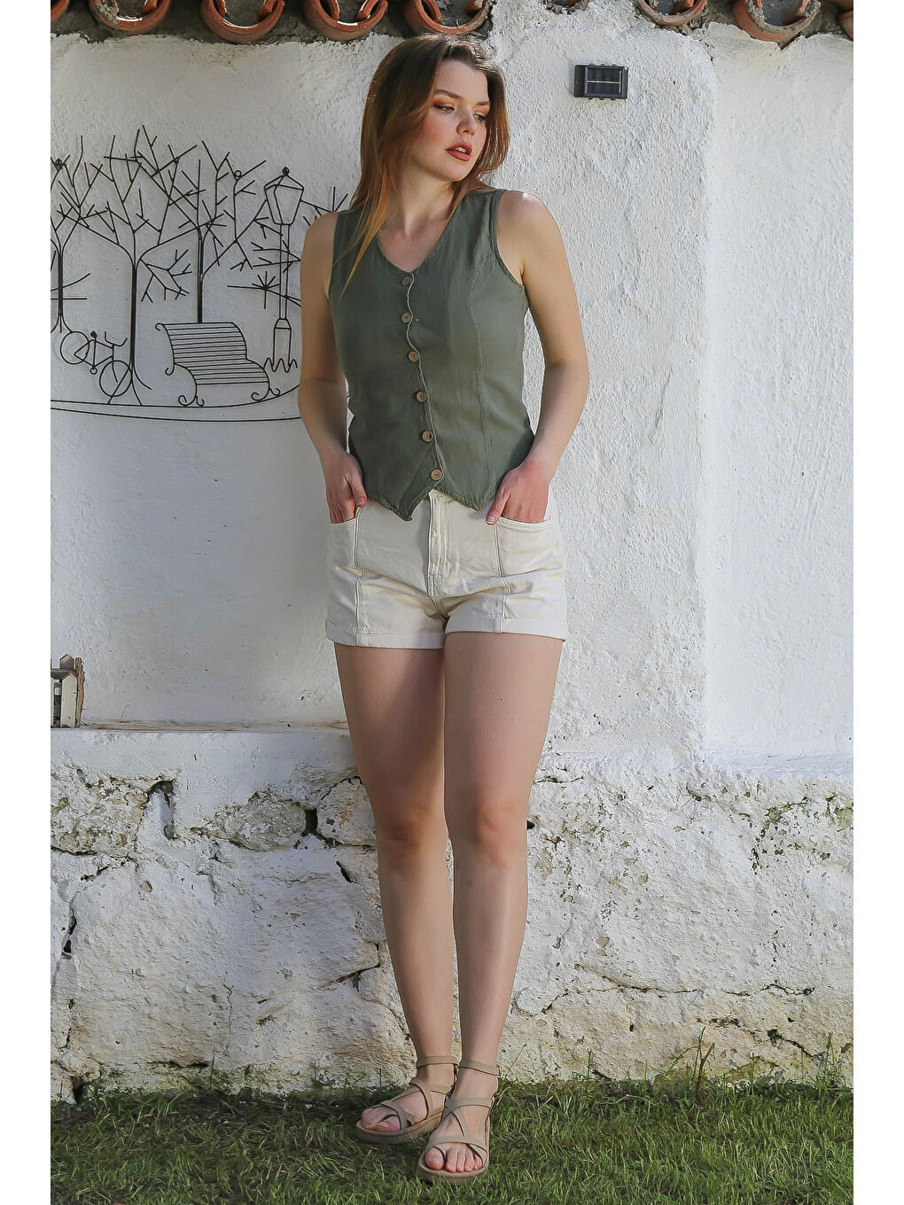 Haki V Yaka Düğmeli Yıkamalı Kulplu Casual Fitted Dokuma Yelek 55 45-4