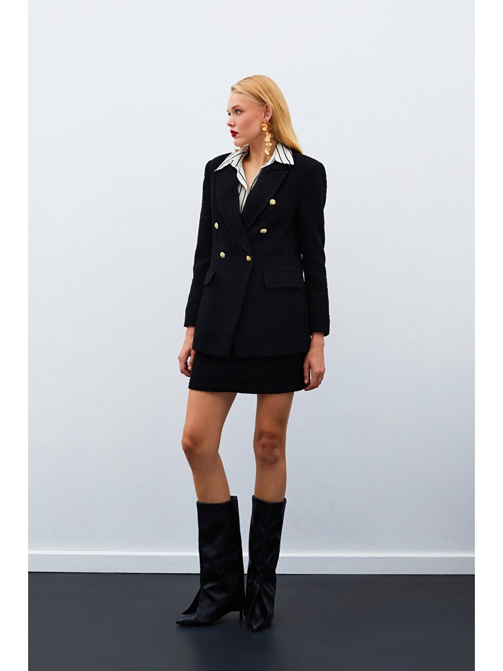 Düğme Detaylı Tüvit Ceket - Siyah-3