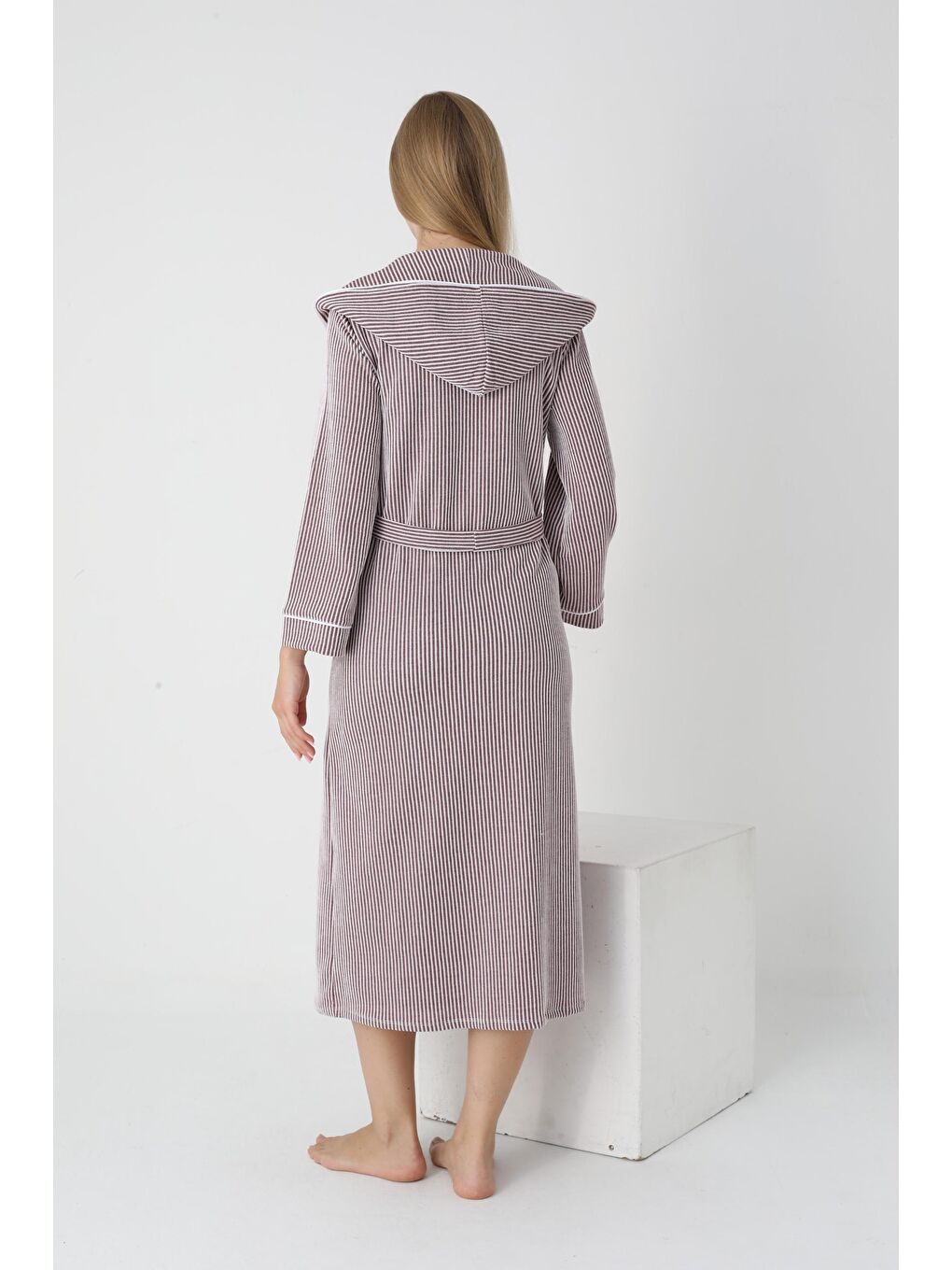 Bordo Beyaz Kapüşonlu Hamile ve Lohusa Çizgili Uzun Sabahlık-3