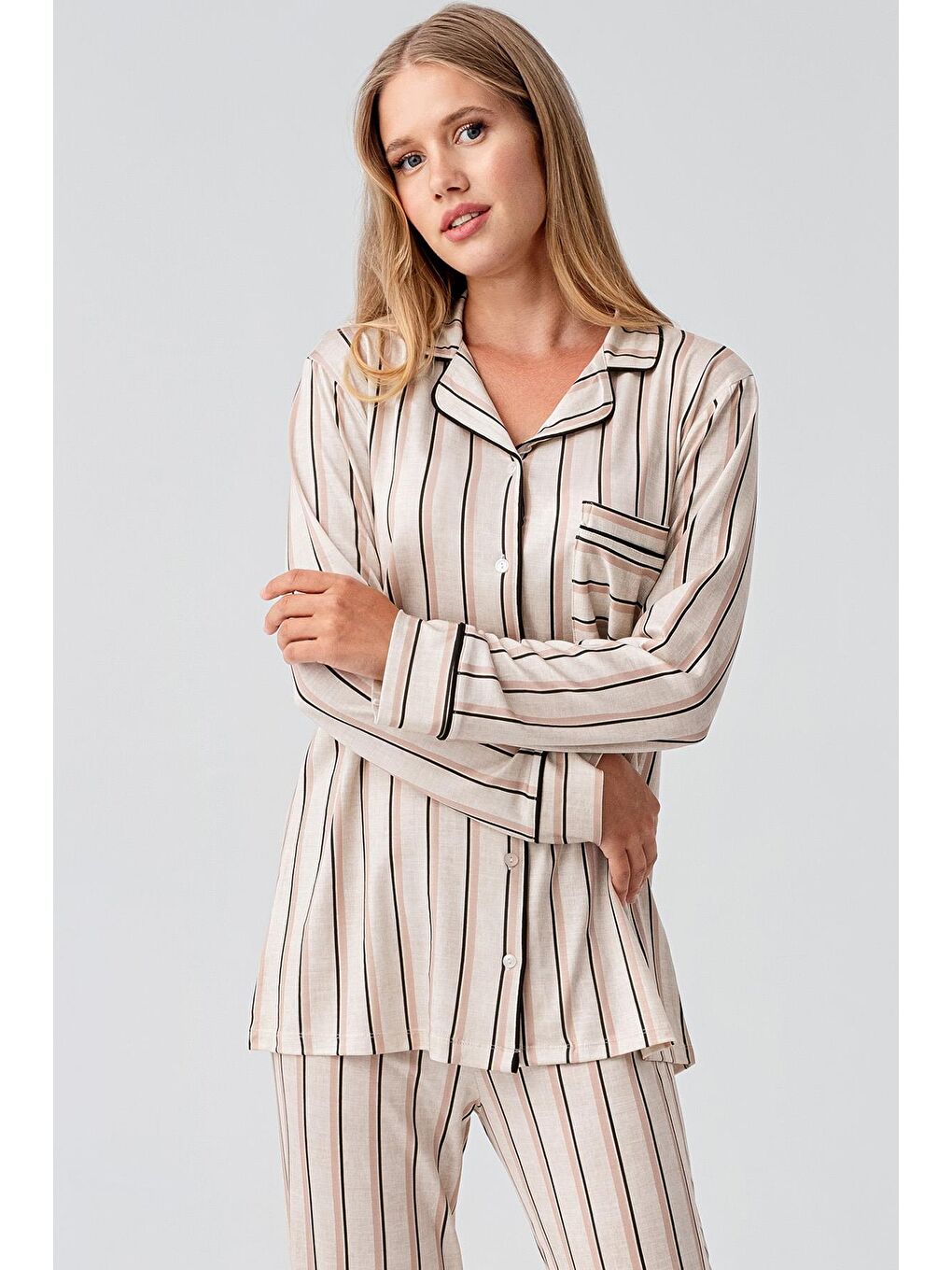 Pembe Uzun Kollu Çizgili Düğmeli Esnek Viskoz Pijama Takım 18220-1