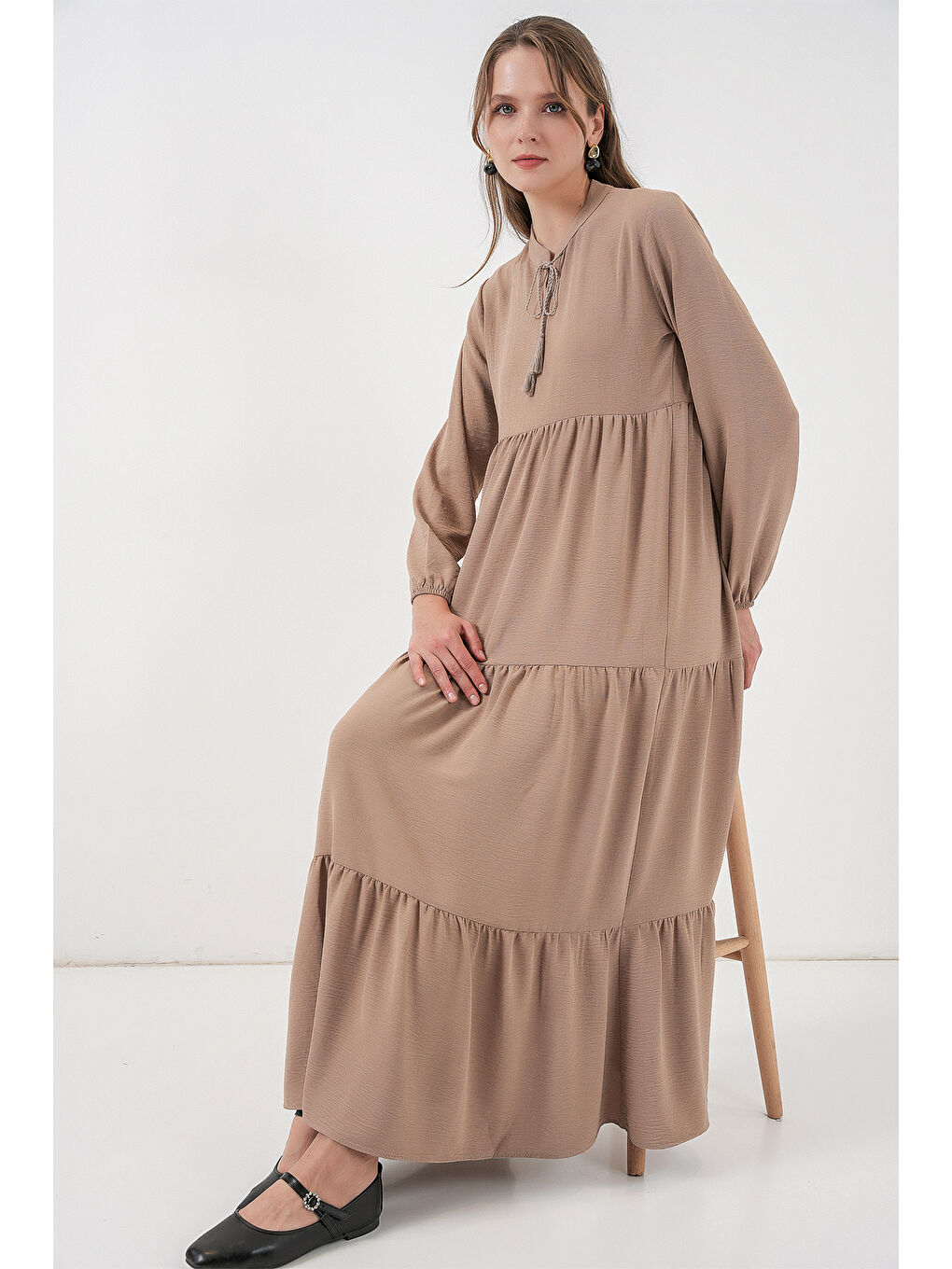 T1627 Yaka Bağcıklı Elbise - Y.Bej-2