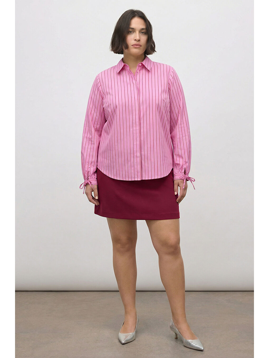 Pembe Bağcıklı Kol Detaylı Çizgili Gömlek
