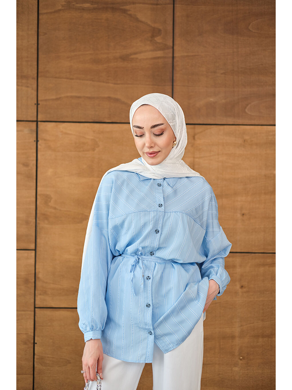 Kadın Çizgi Detaylı Salaş Gömlek Bebe Mavi-4