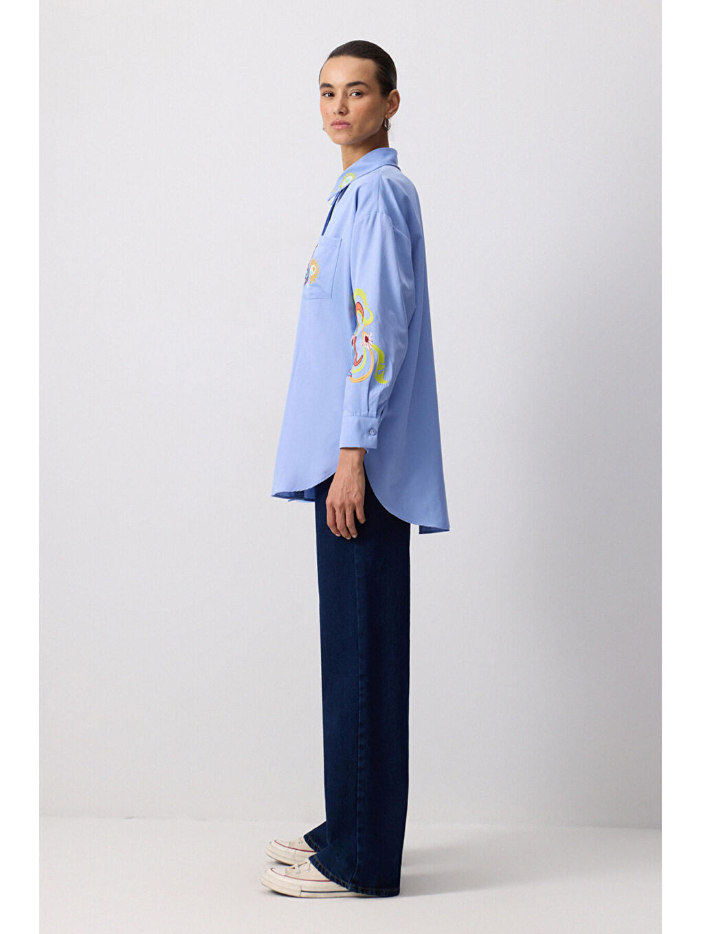 Mavi Nakış Detaylı Gömlek-3