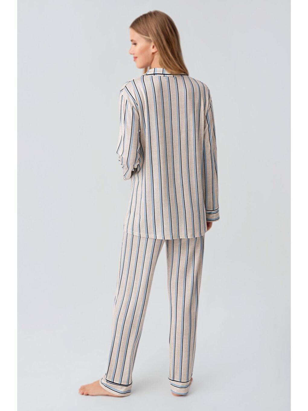 Mavi Uzun Kollu Çizgili Düğmeli Esnek Viskoz Pijama Takım 18220-4