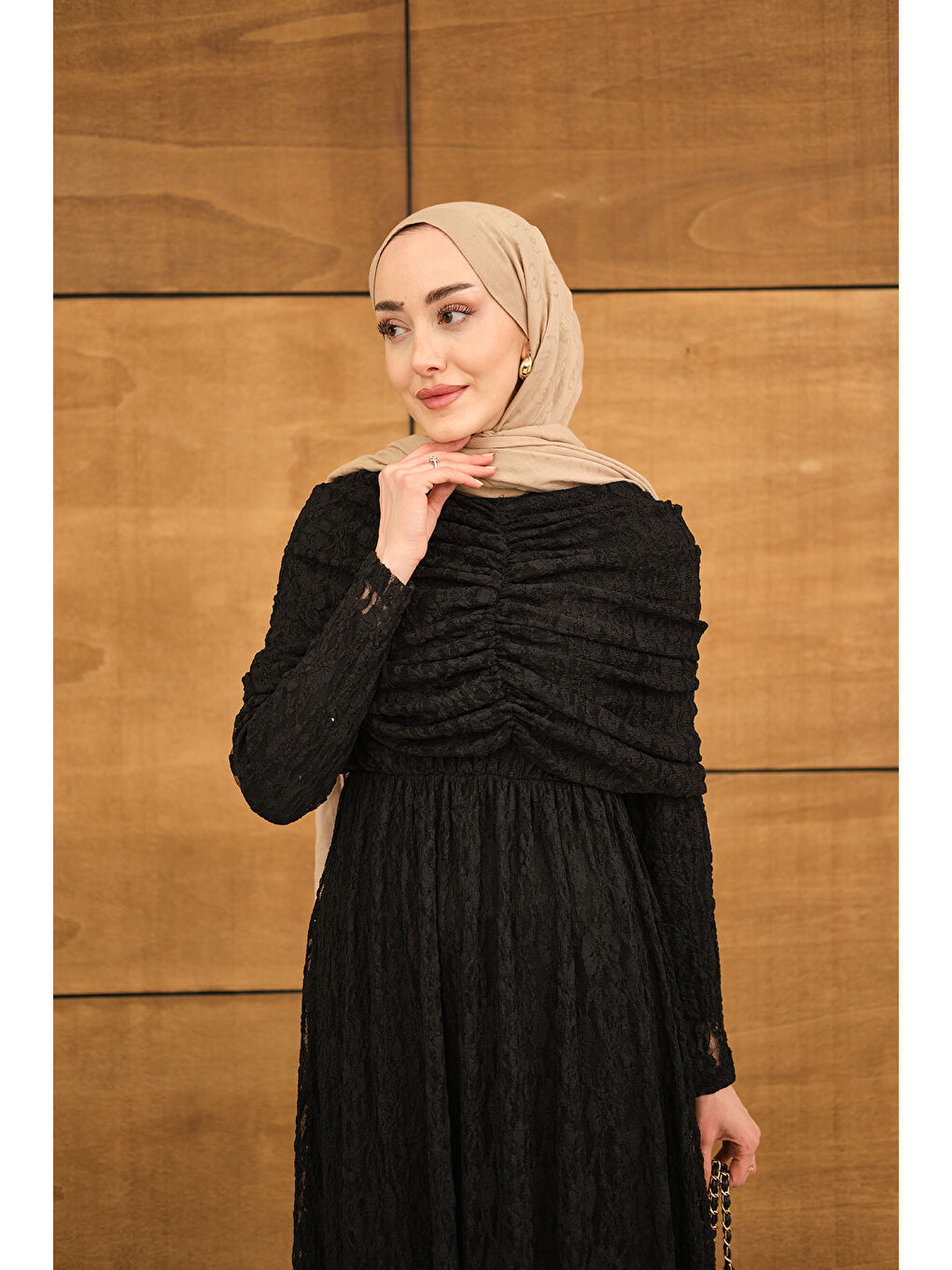 Kadın Kendinden Desenli Tül Detay Beli Lastikli Elbise Siyah-1