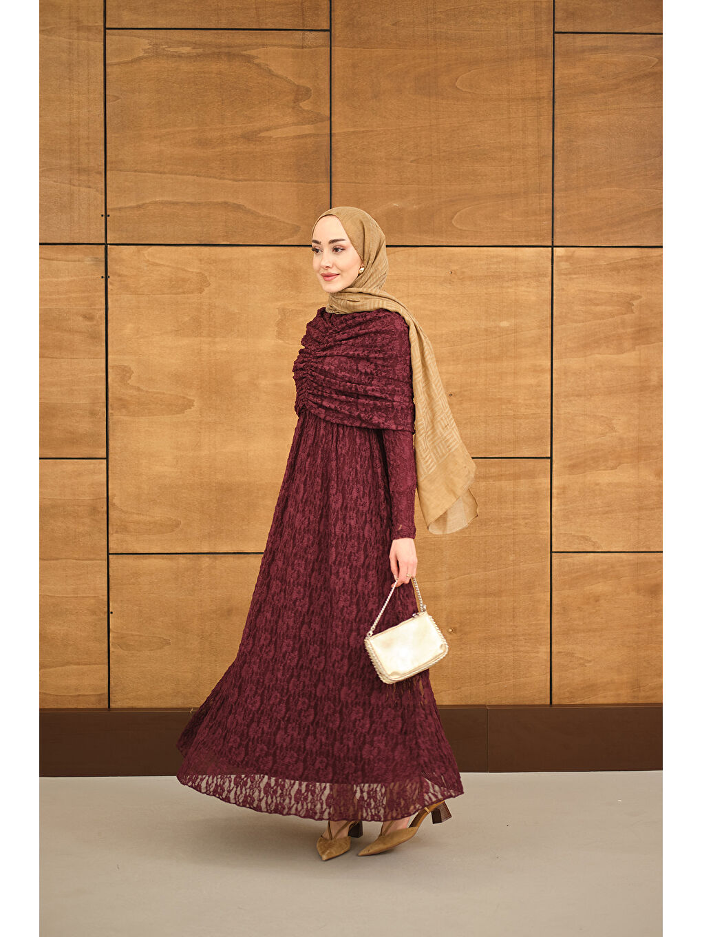 Kadın Kendinden Desenli Tül Detay Beli Lastikli Elbise Bordo-4