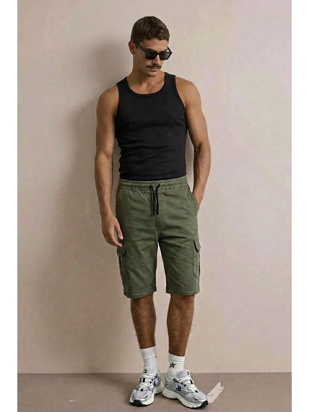 Erkek Dikiş Detaylı Jogger Kargo Cep Haki Kapri Şort-2